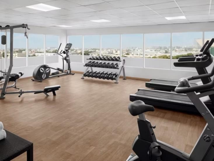 Holiday Inn Express Dubai Safa Park
