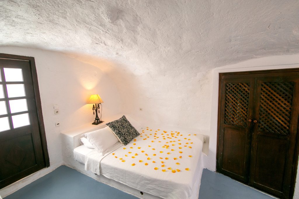 Alexander's Suites Santorini