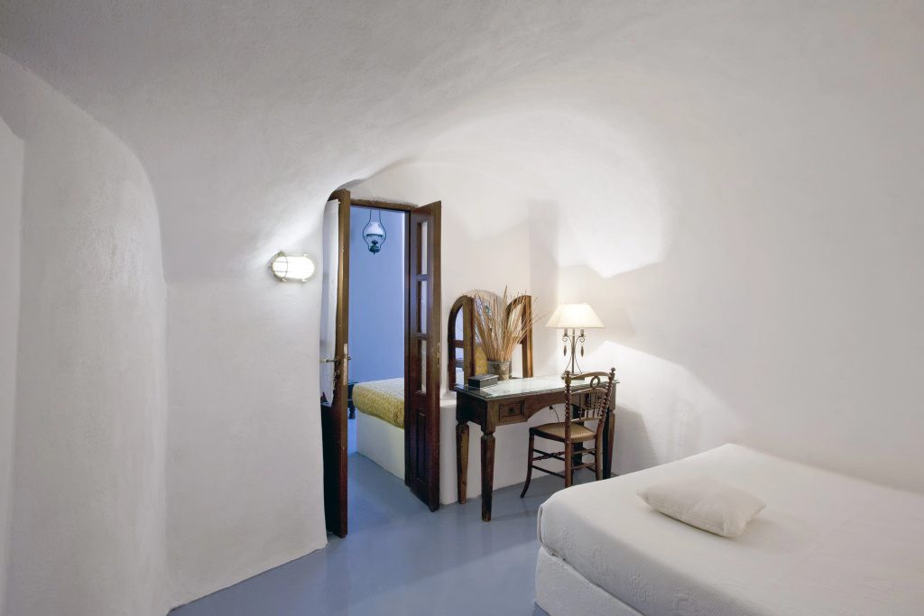 Alexander's Suites Santorini