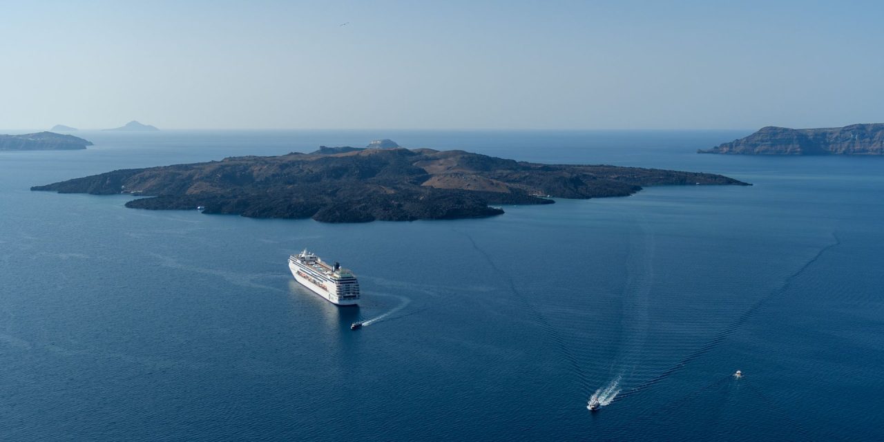 Nefeles Luxury Suites Santorini