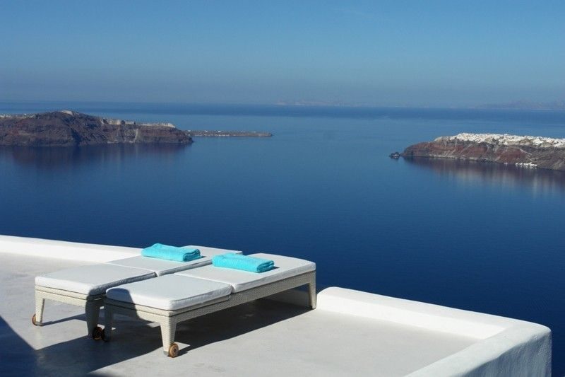 White Santorini