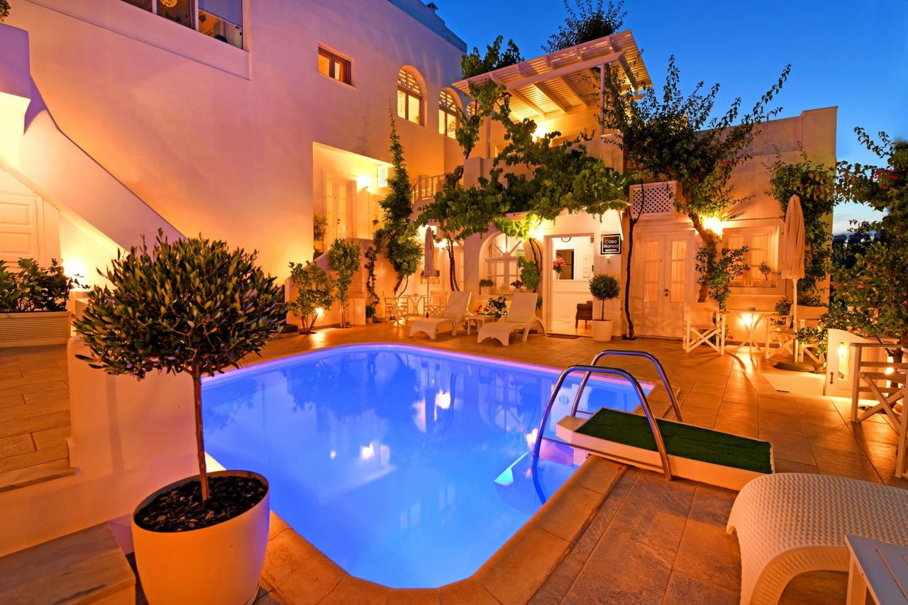 Casa Bianca Hotel Santorini