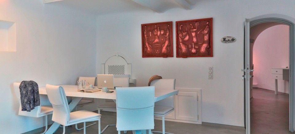 Trieris Villa & Suites