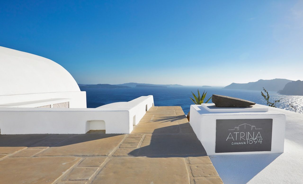 Atrina Santorini