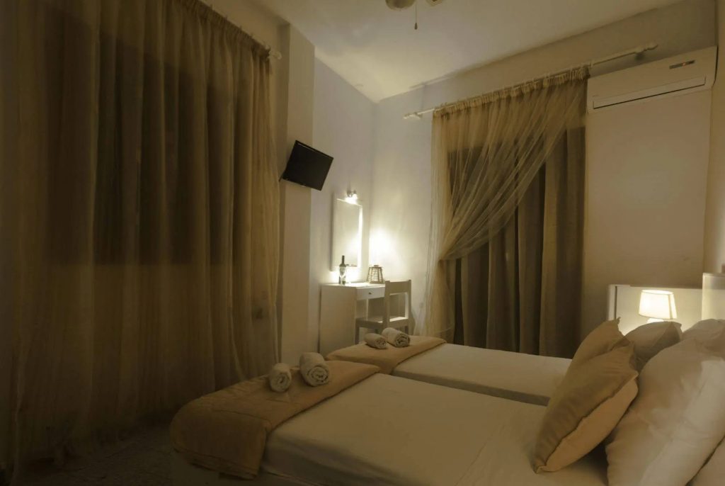 Ikaros Hotel