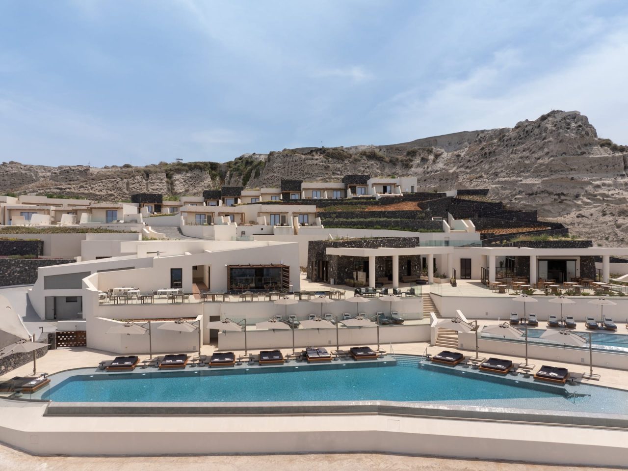 Santo Mine Oia Suites
