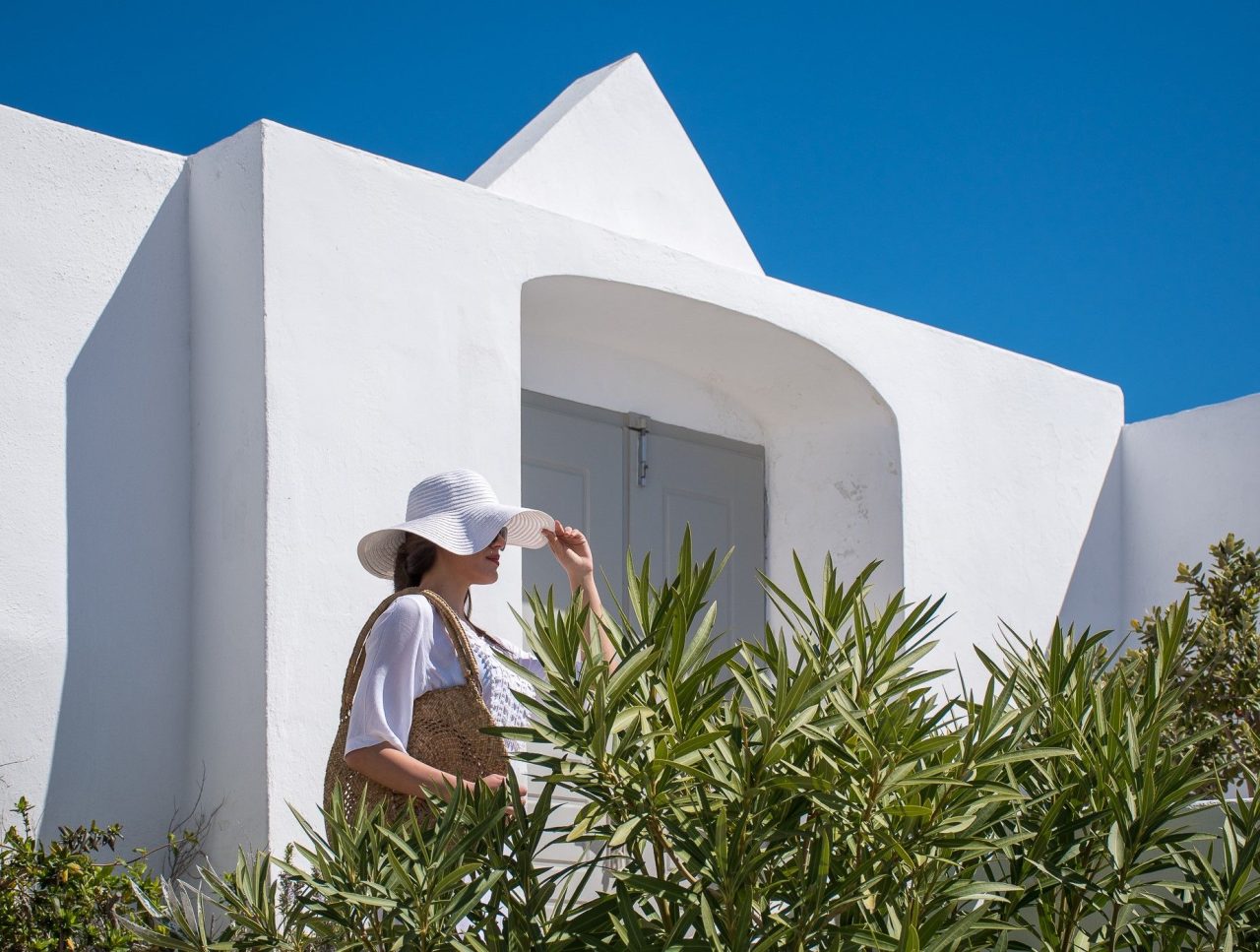 Amelot Art Suites Santorini