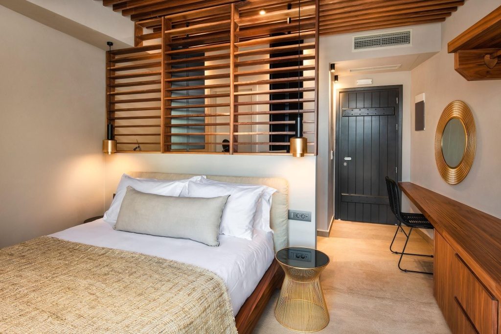 Uma Ray Suites