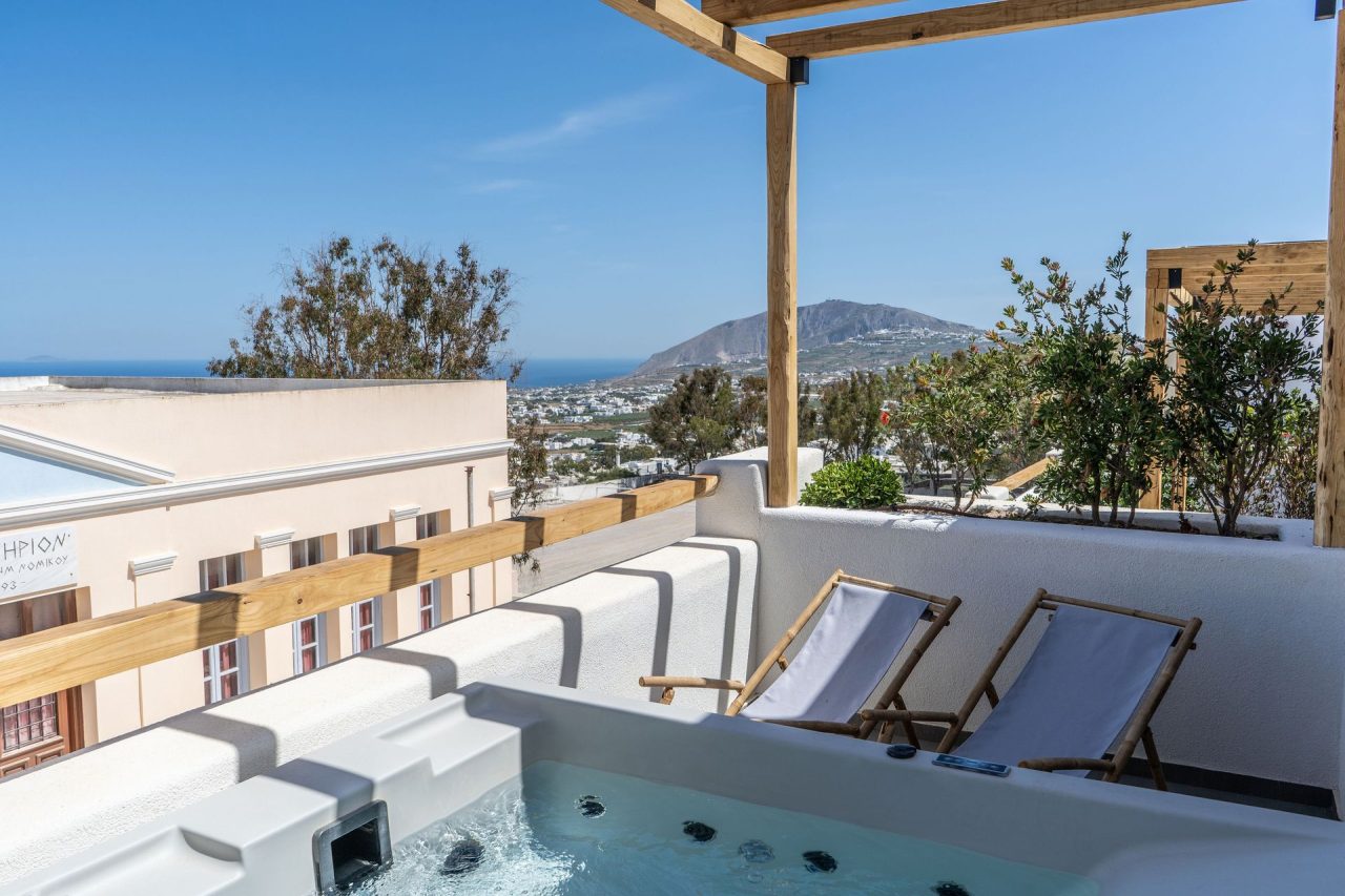 Lemon Suites Santorini