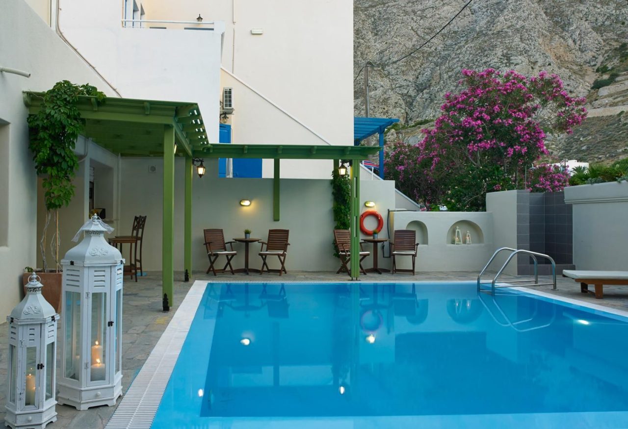 Studios Marios Santorini
