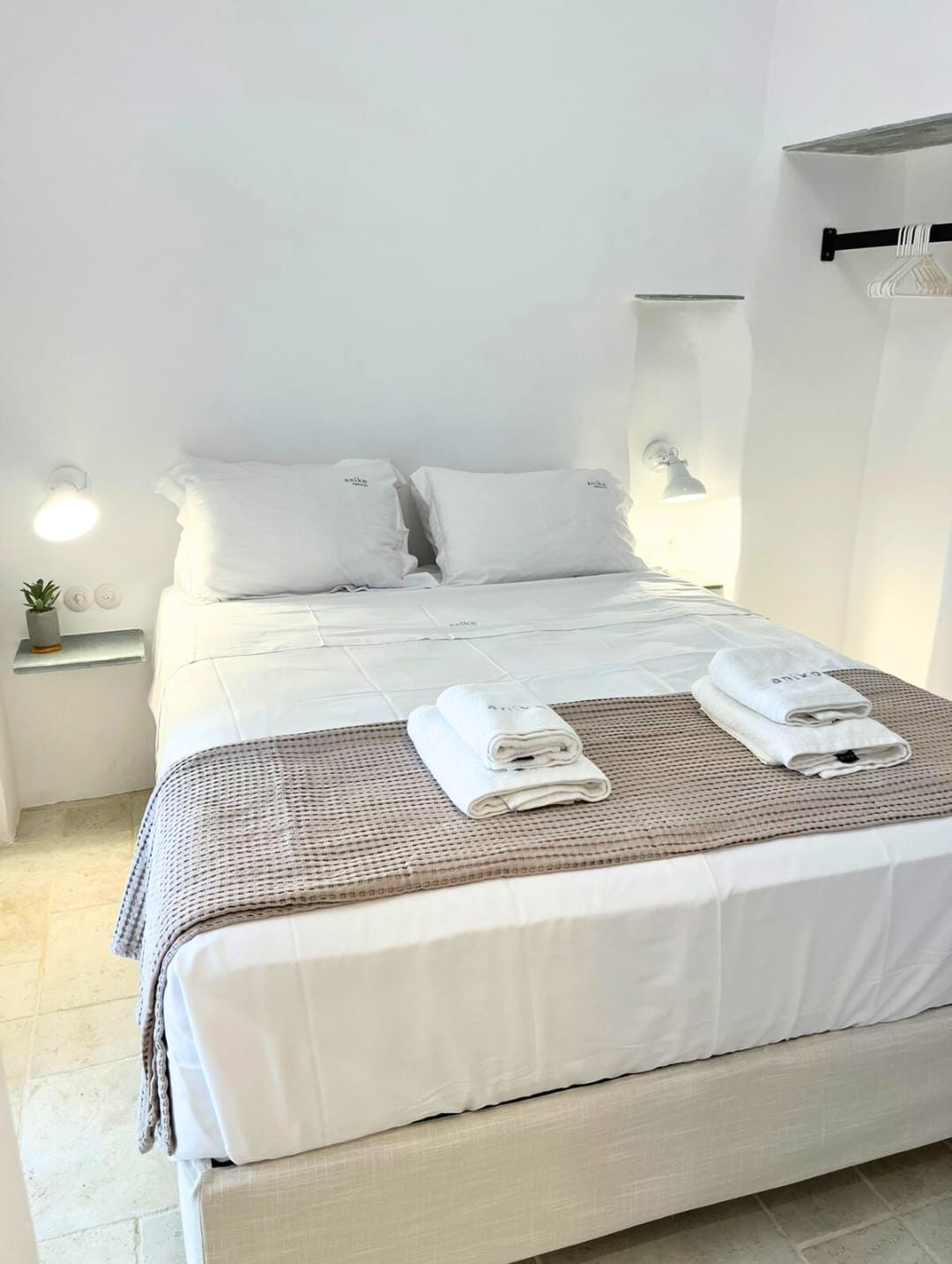 aniko suites