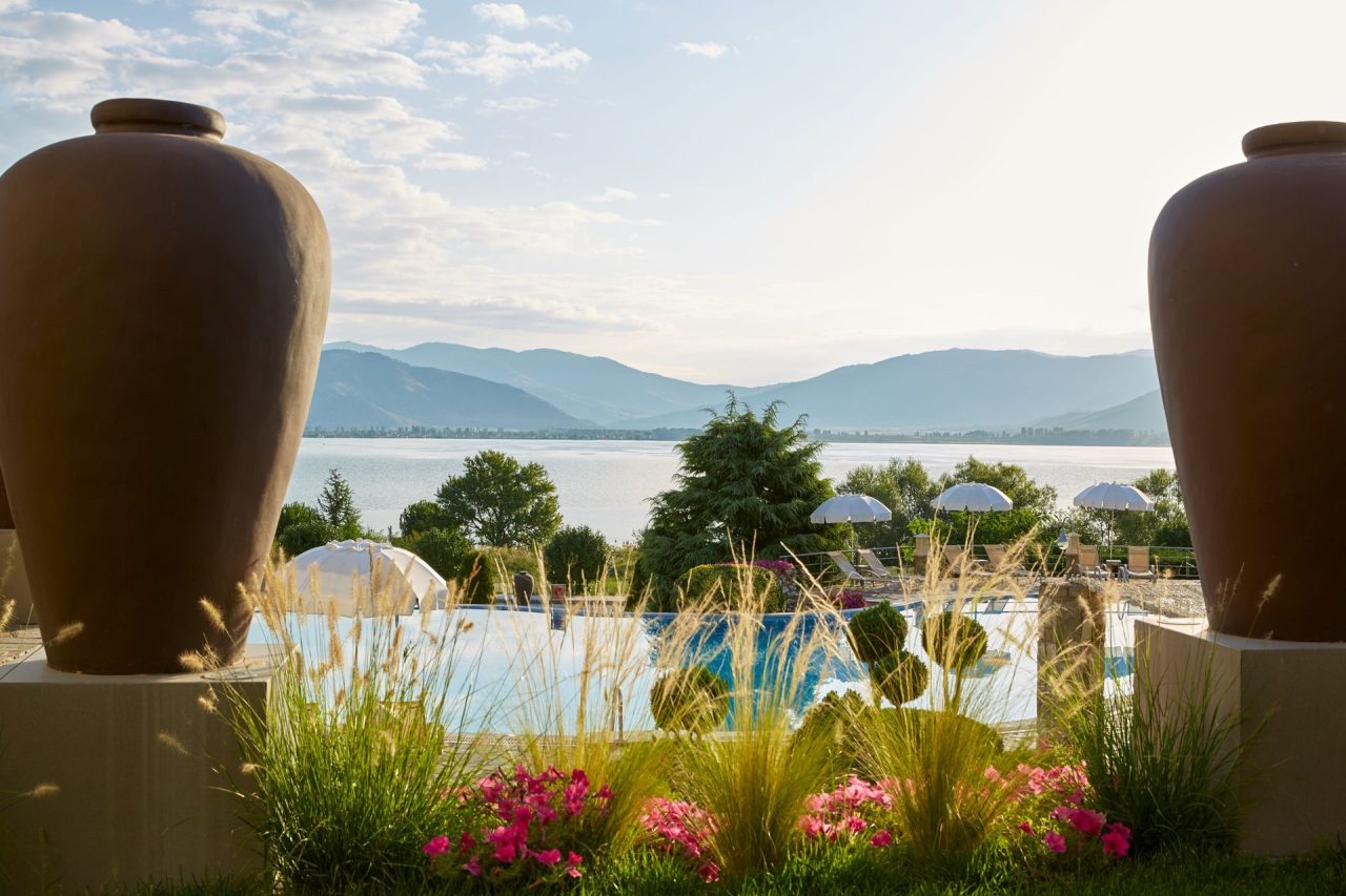 LIMNEON RESORT