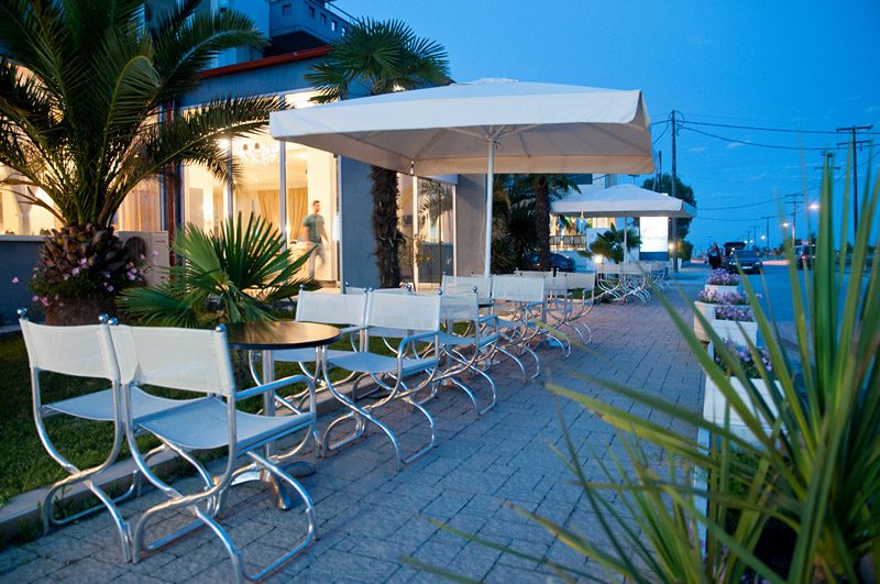 Yakinthos Hotel