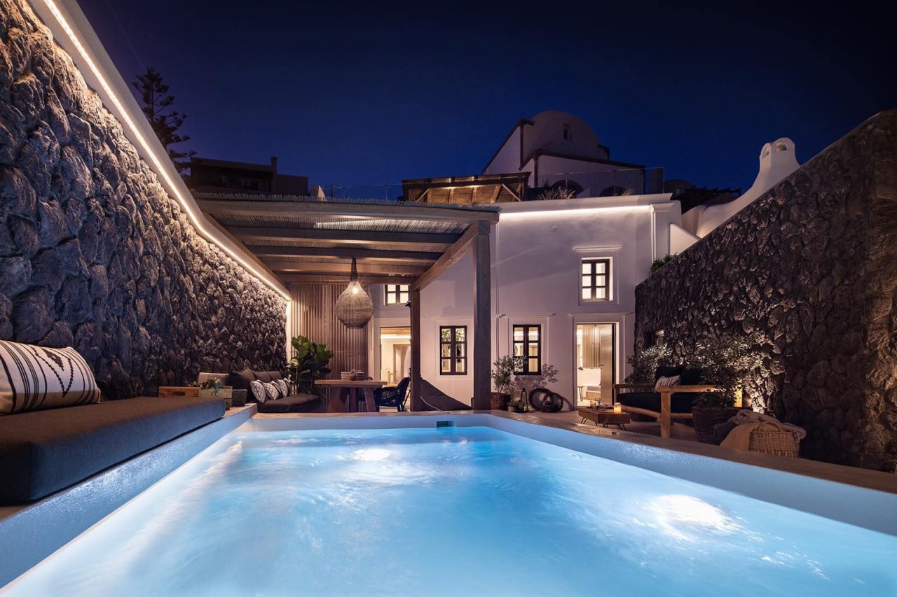 Floria Suites