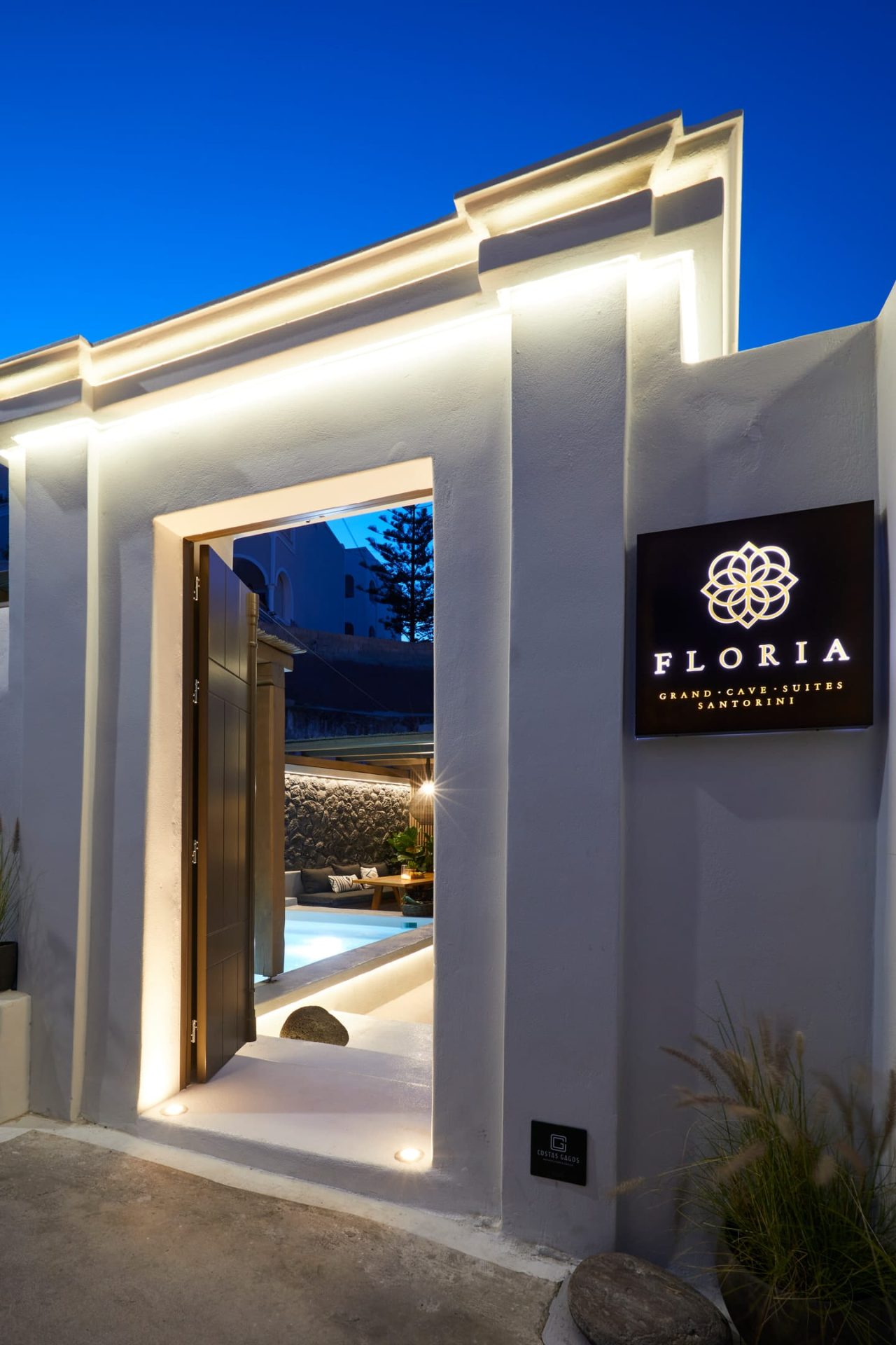 Floria Suites