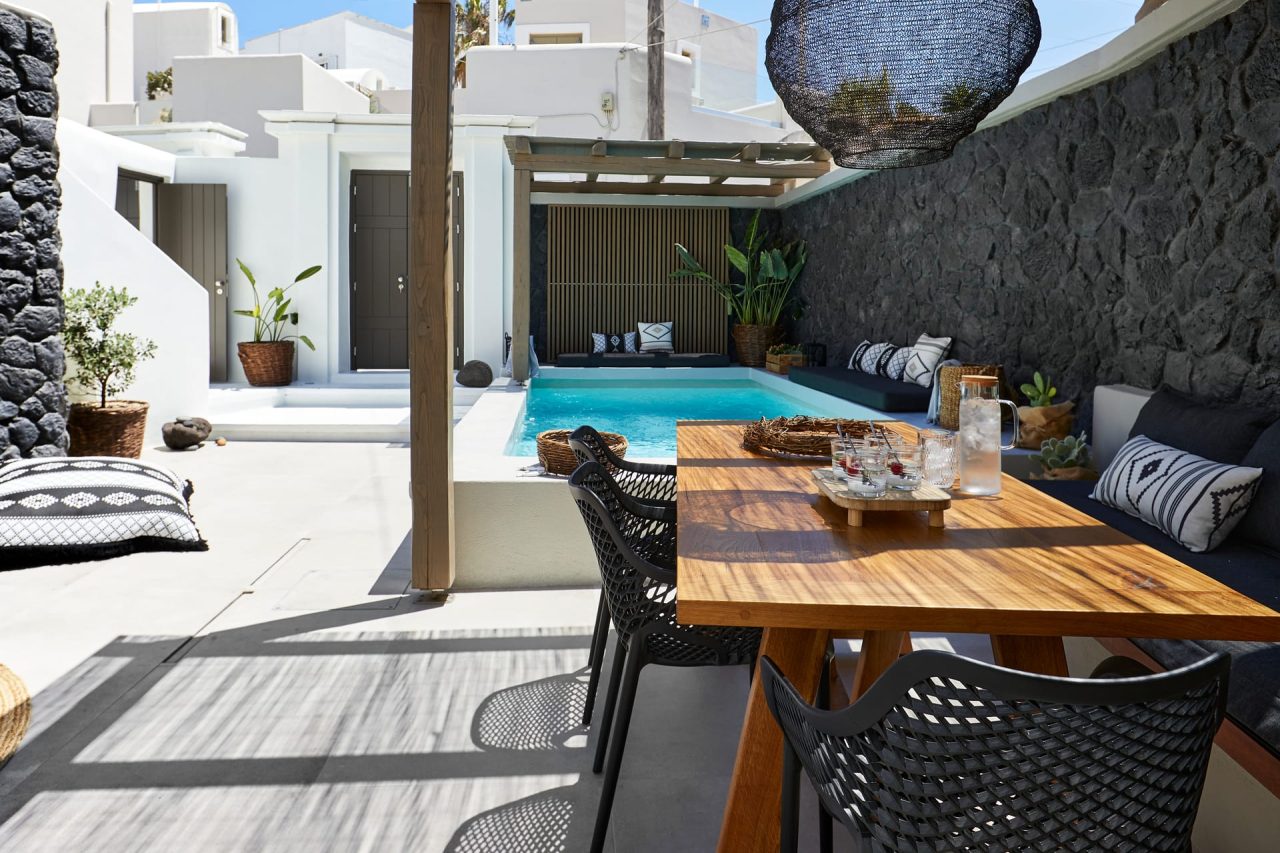 Floria Suites