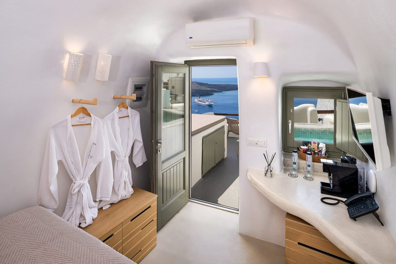 Aperto Suites - Adults Only
