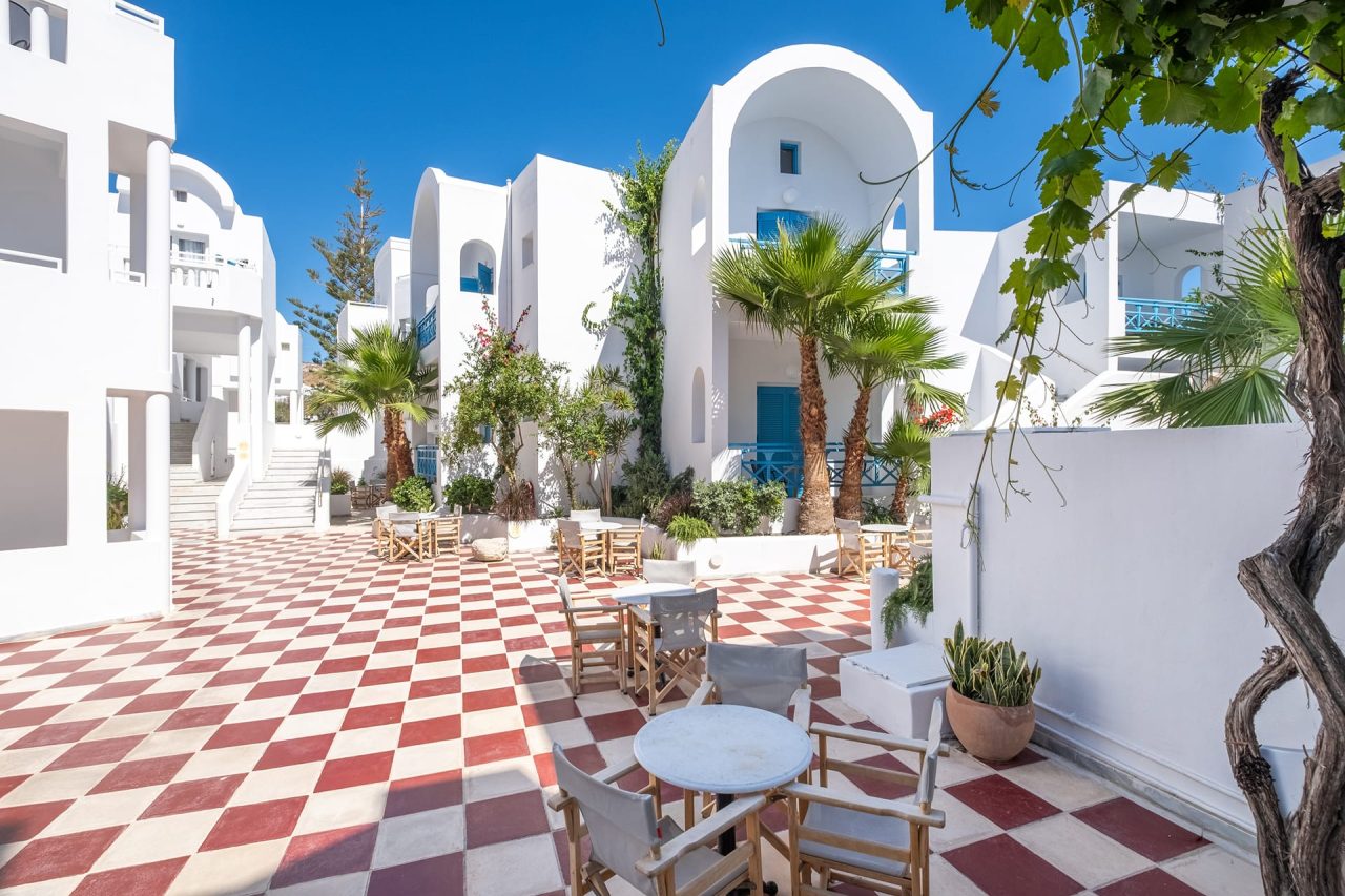 Kamari Beach Hotel
