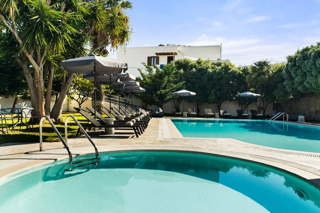 Polos Hotel Paros