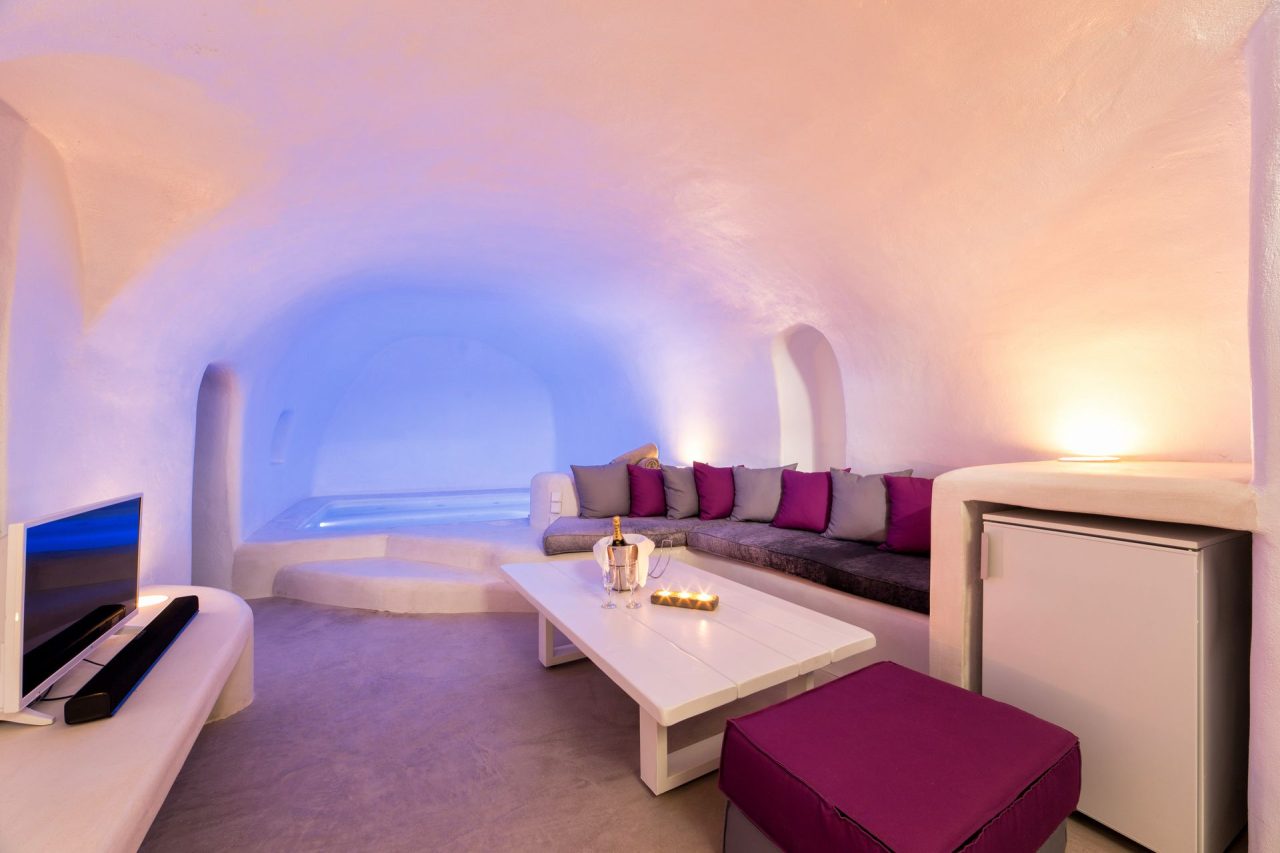 Kampanario Villa Santorini