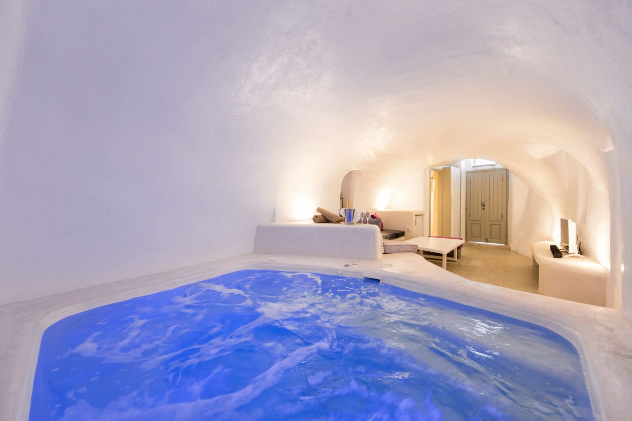 Kampanario Villa Santorini