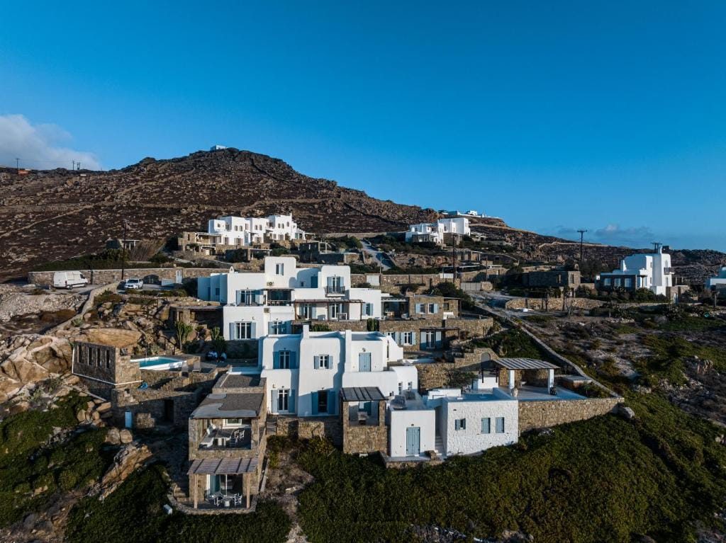 White Rock Suites & Villas