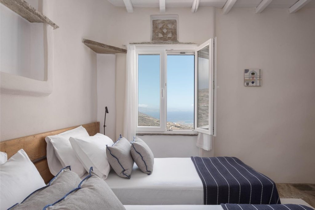 Morfes Luxury Apartments