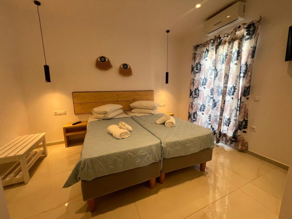 Anemos Studios & Apartments