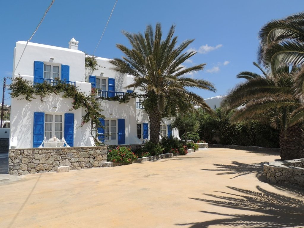 Anemos Studios & Apartments