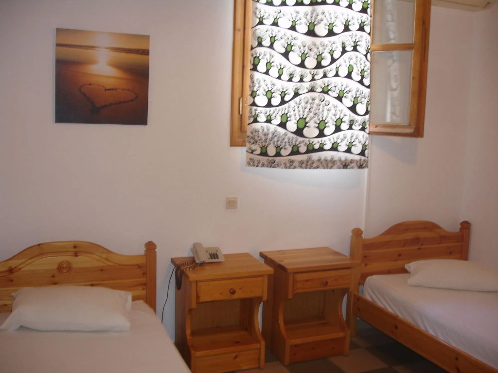 Siroco's Rooms And Studios