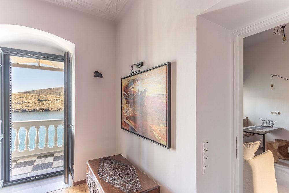 Camara Suites
