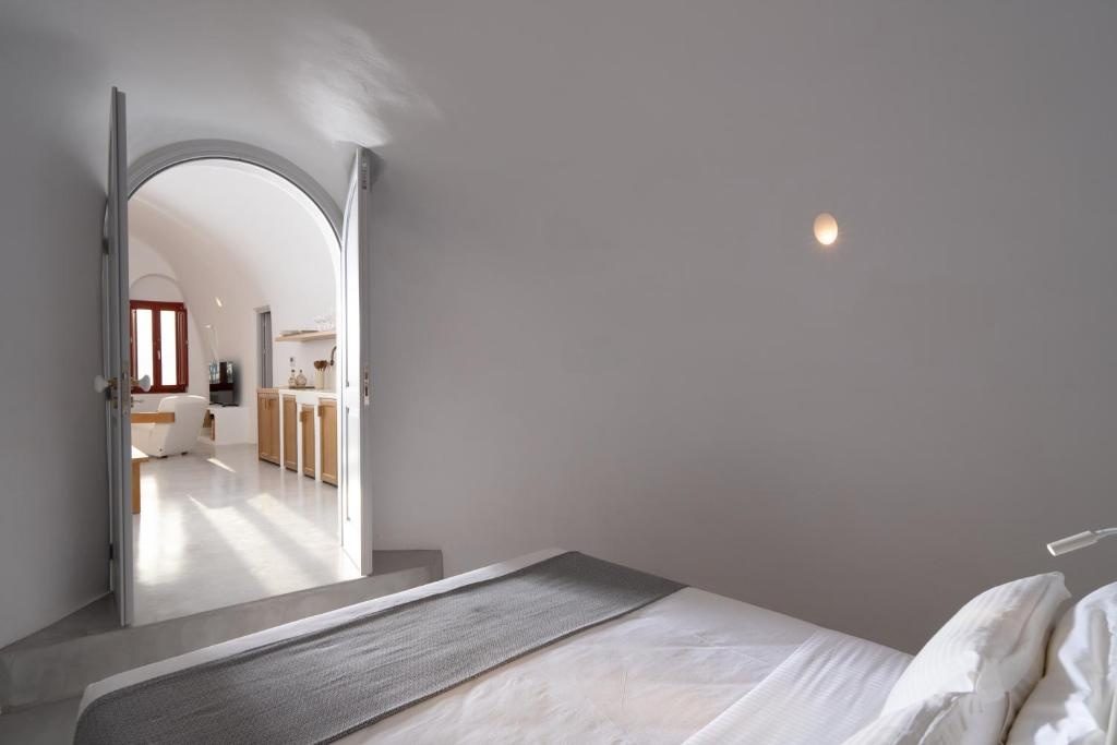 Serendipity Cliffside Villa & Suites