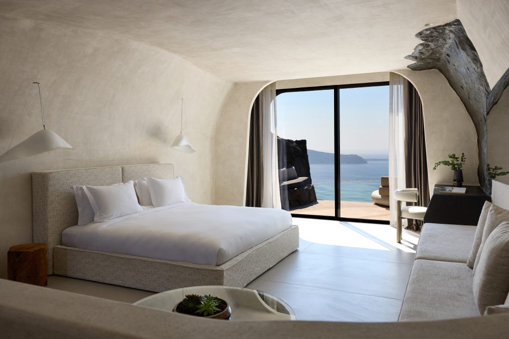 One of One Hotel