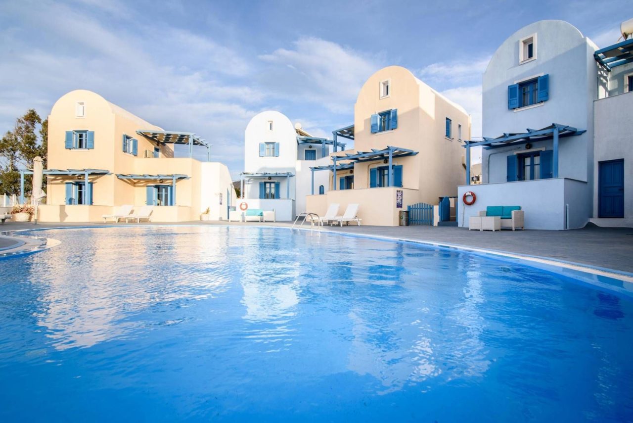 Maria's Place Oia