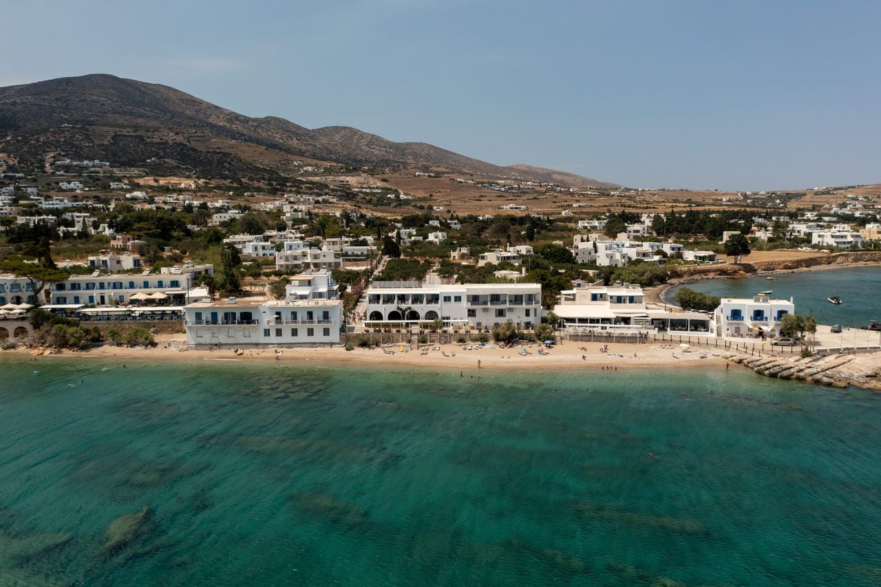 Blue Waves Suites & Apartments Paros