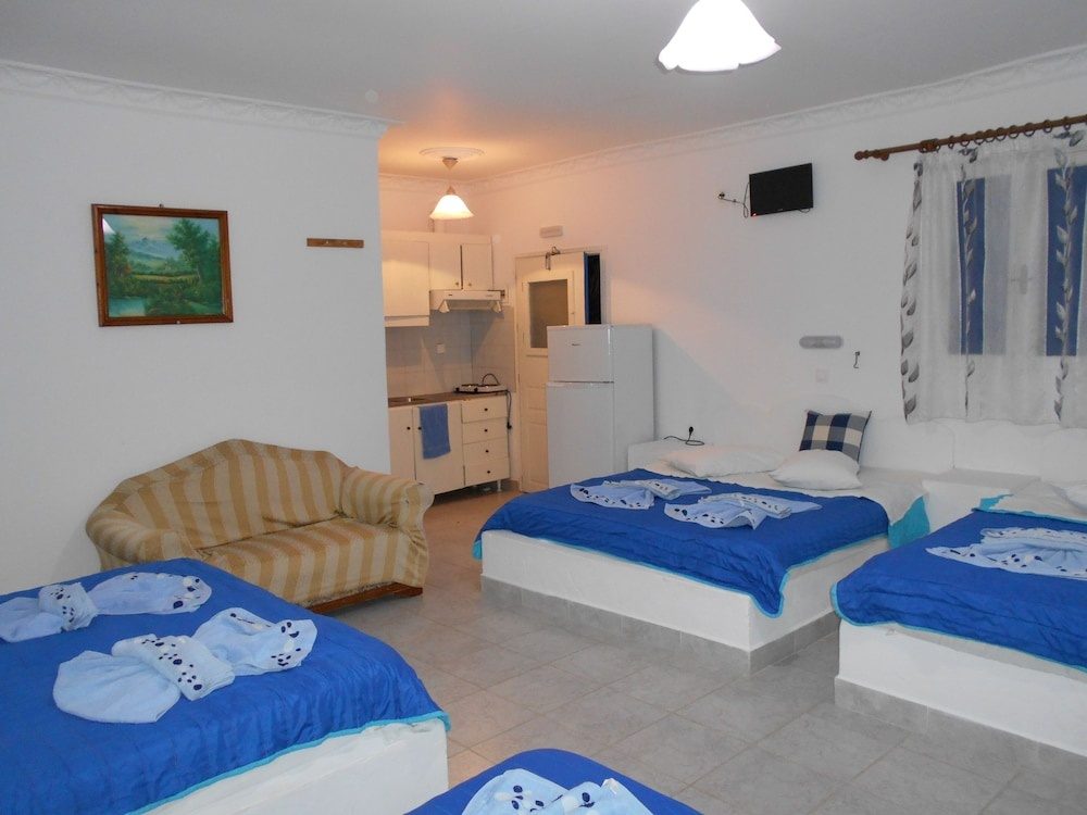 Studios Apartments Kapetanios