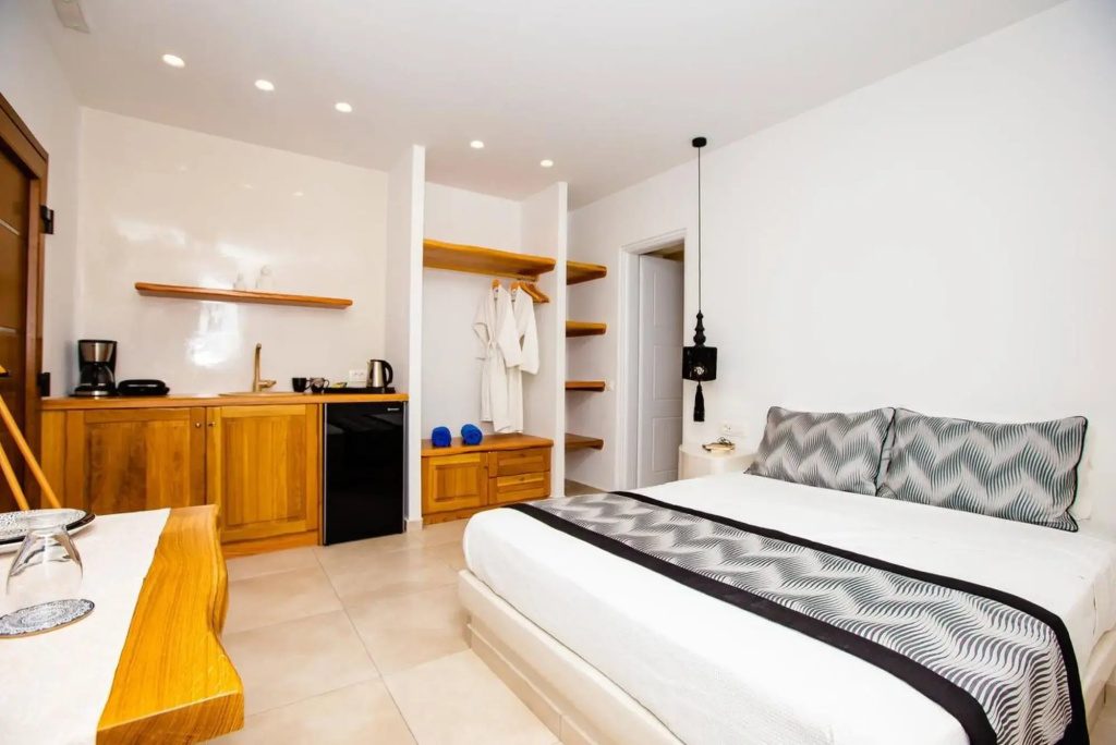 Perla Nera Suites