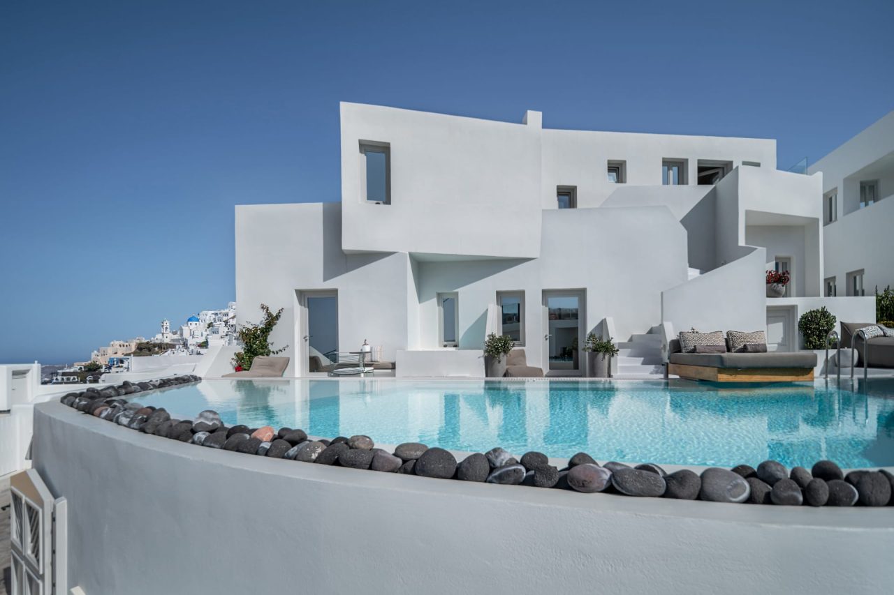 Akra Suites & Spa