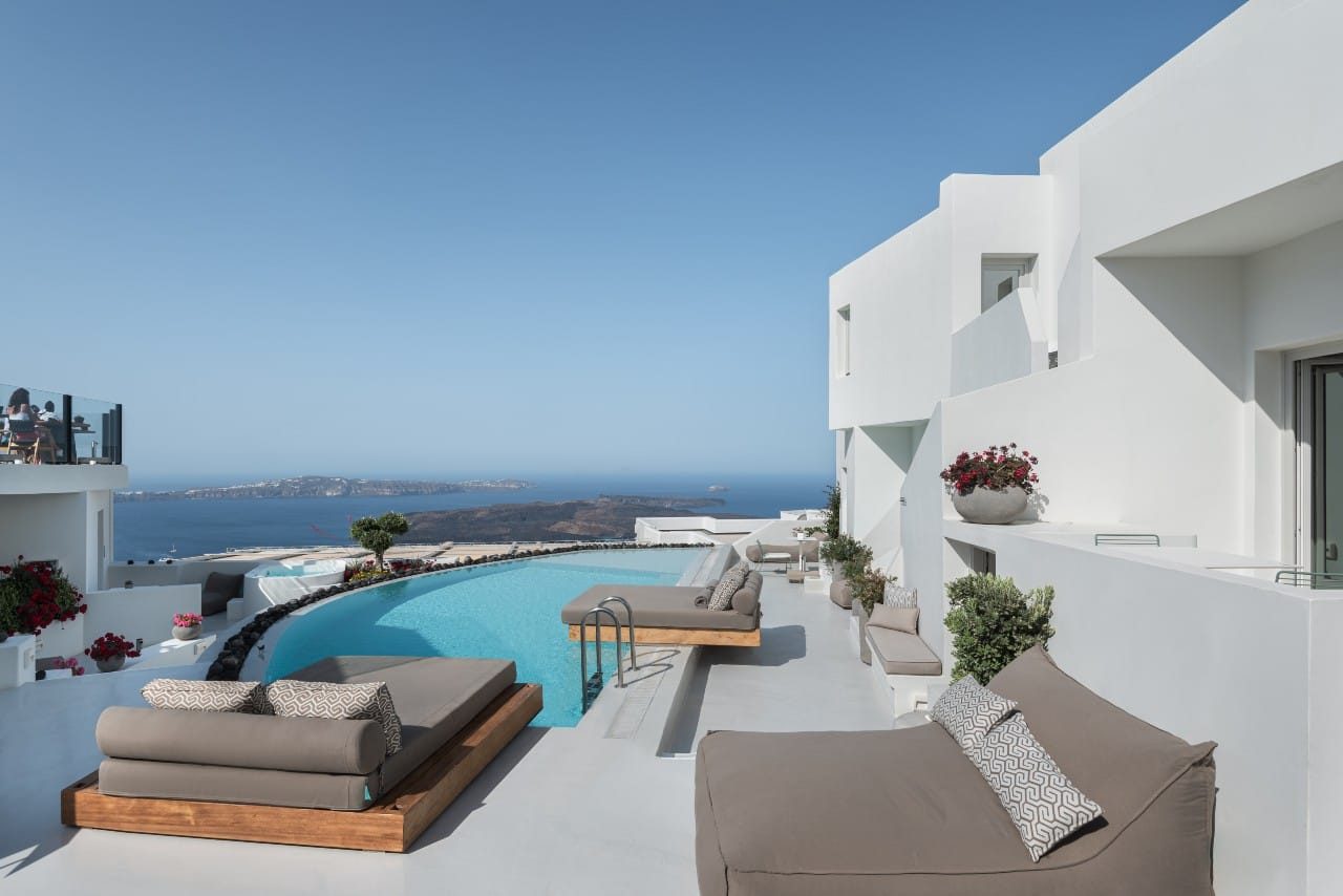 Akra Suites & Spa