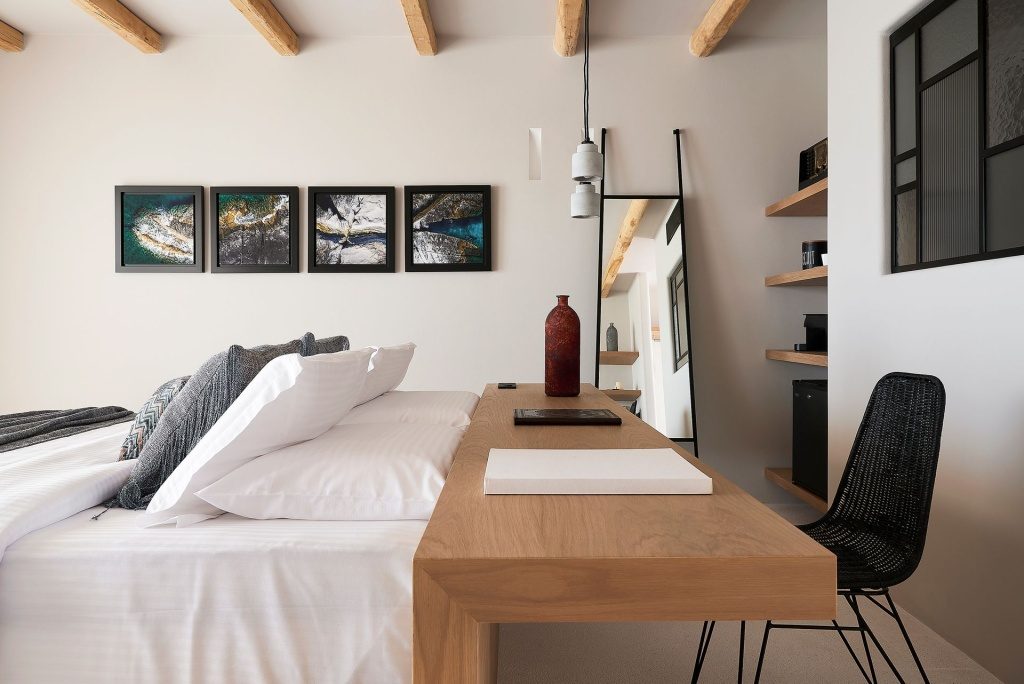 Cave Suites
