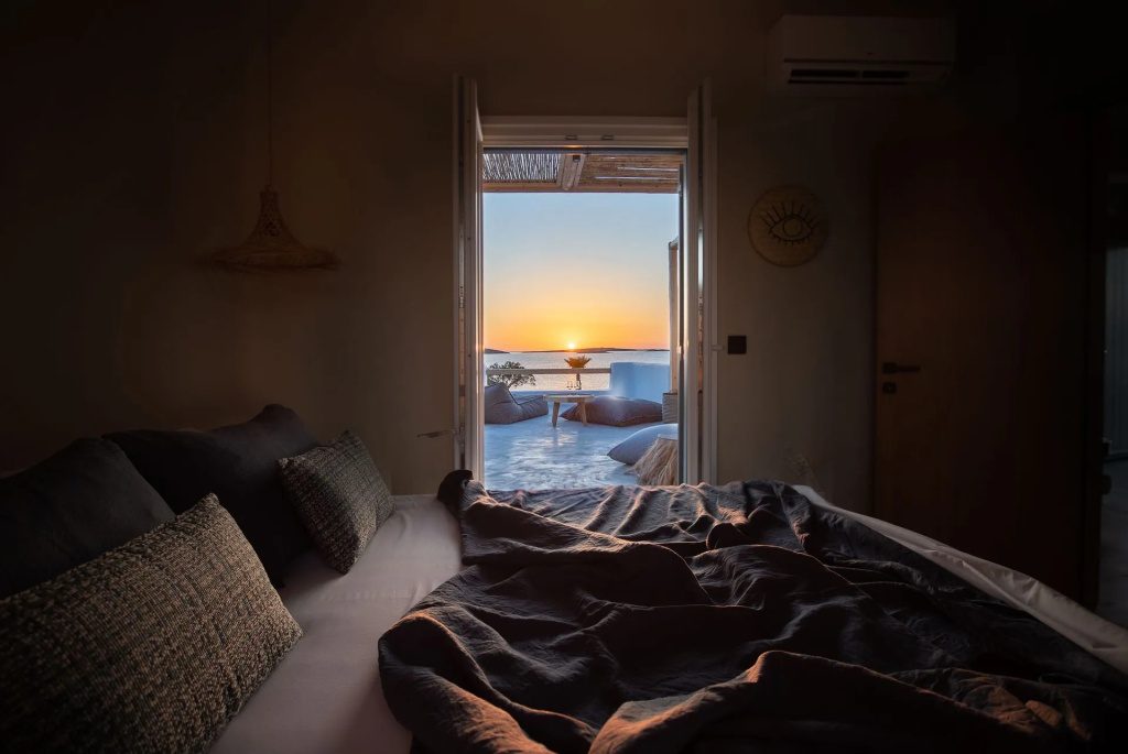 Seesoo Paros Beachfront Luxury Hideaway