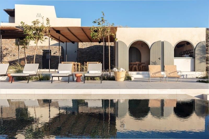 NOS Hotel & Villas