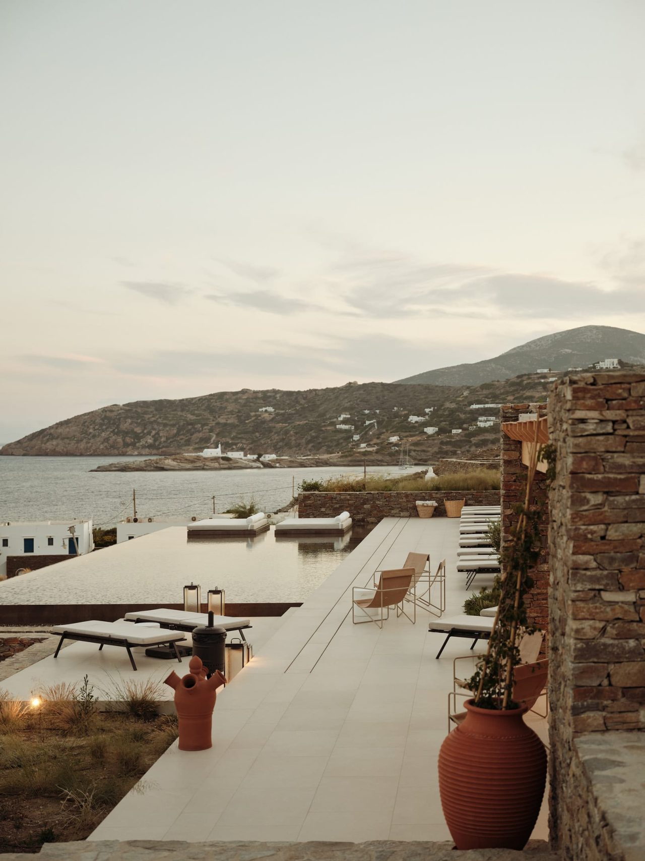 NOS Hotel & Villas