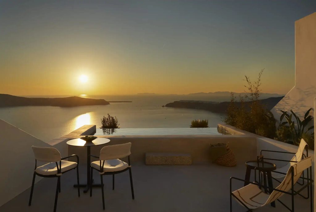 Atoles Retreat