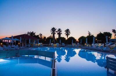 Acrotel Lily Ann Village, Никити, Гърция