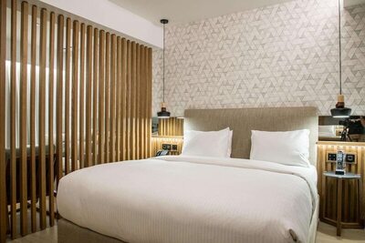 Akasha Beach Hotel & Spa - Junior Suite (Azure)