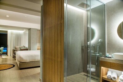 Akasha Beach Hotel & Spa - Junior Suite (Azure)