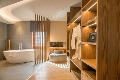 Akasha Beach Hotel & Spa - Dazzling Suite Outdoor Hot Tub