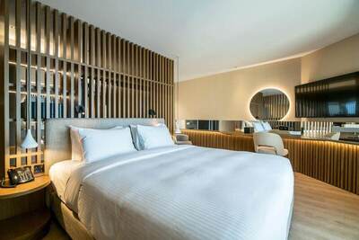 Akasha Beach Hotel & Spa - Dazzling Suite Outdoor Hot Tub