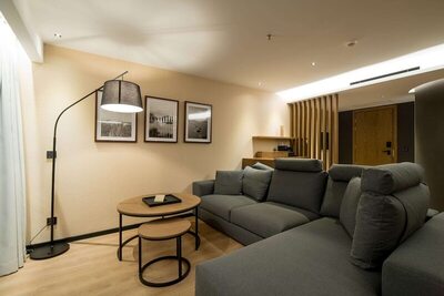 Akasha Beach Hotel & Spa - Dazzling Suite Outdoor Hot Tub